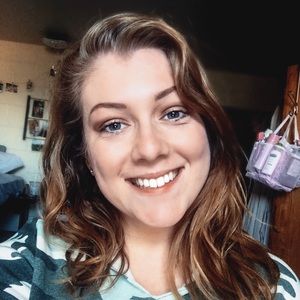 Meet your Posher, Kara